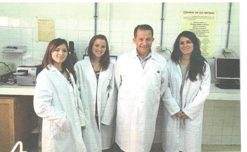 Grupo de investigación liderado por el Dr. Ahmad Agil Grupo de investigación liderado por el Dr. Ahmad Agil